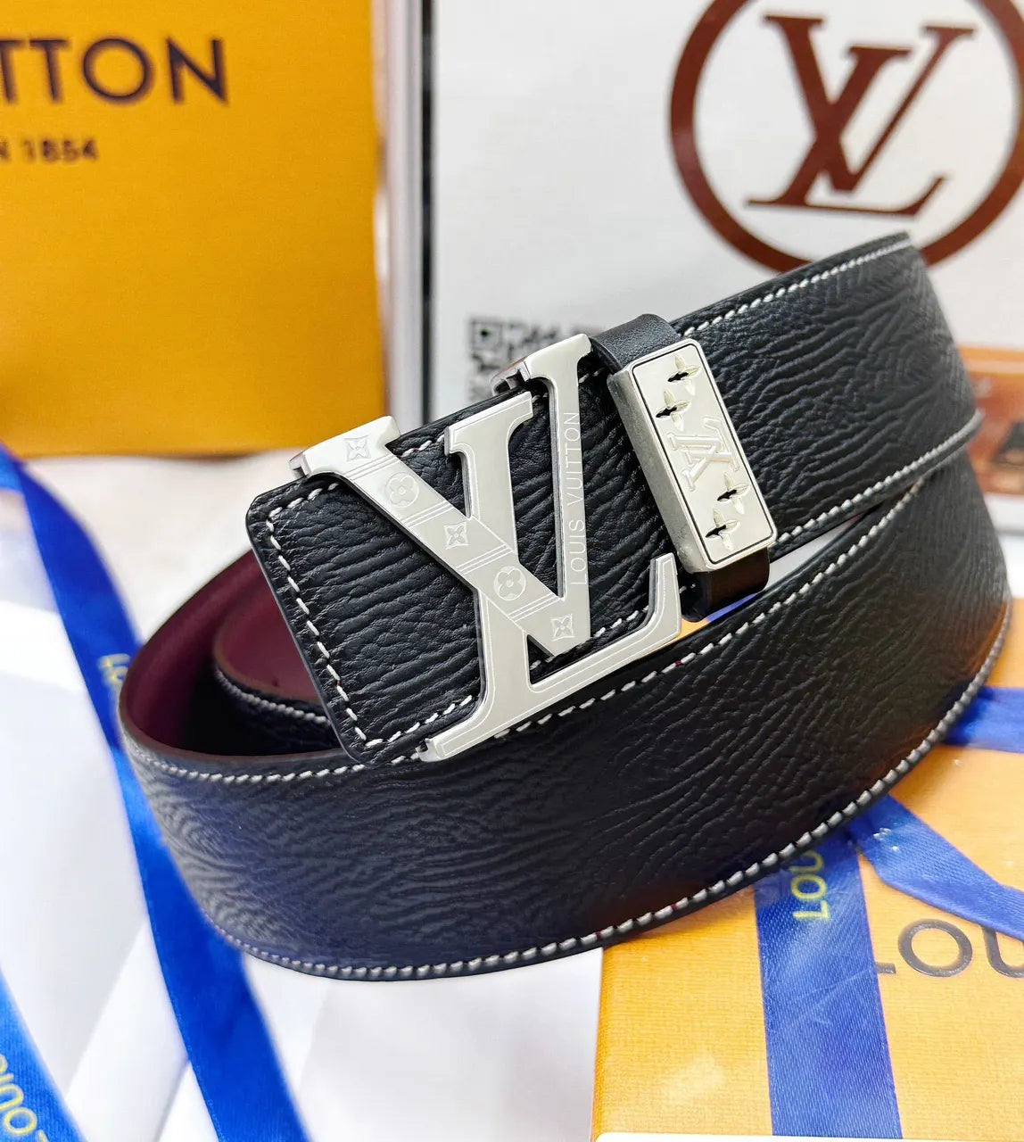leather Louis Vuitton Reversible Belt - Hình 2