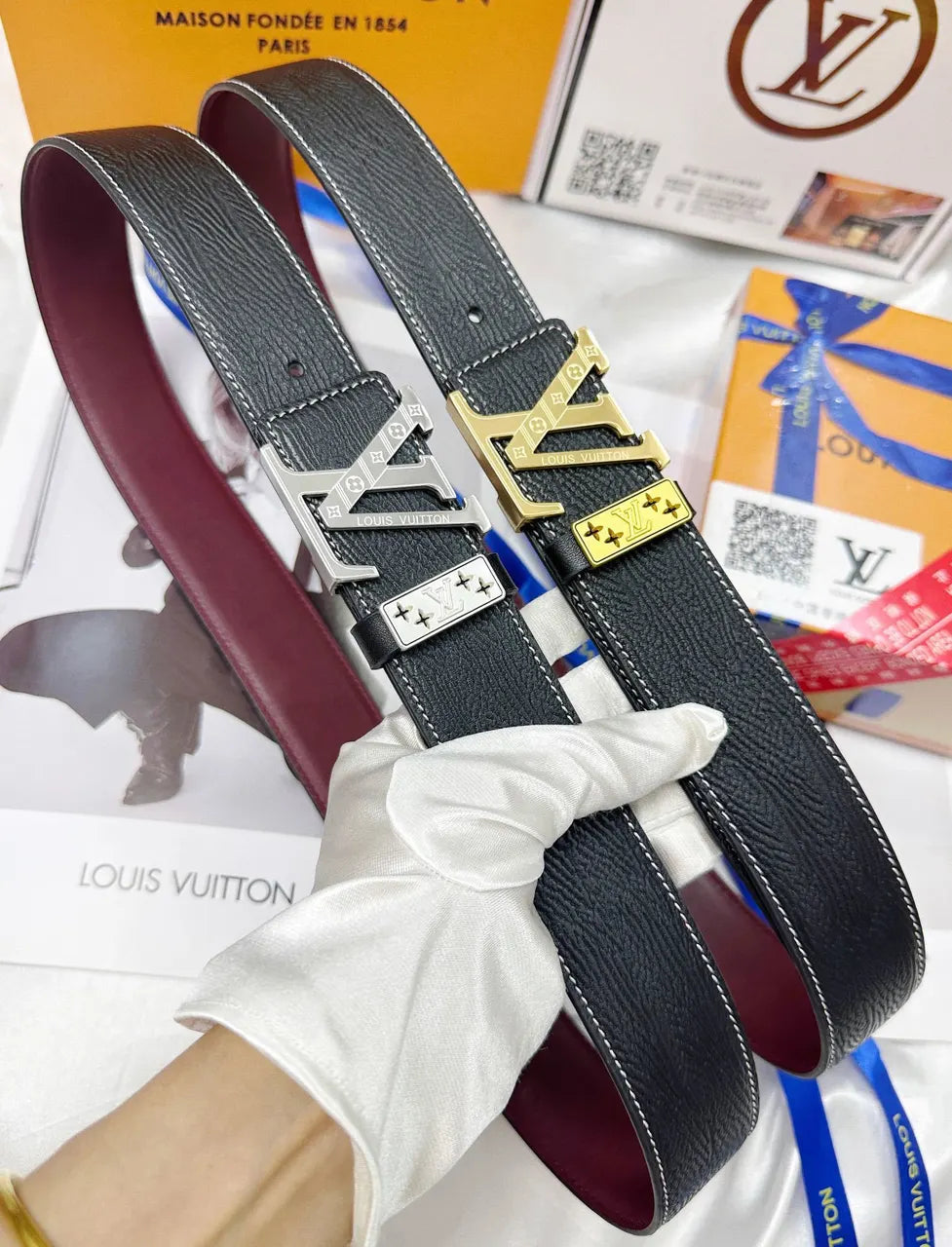 Louis Vuitton Reversible Belt black