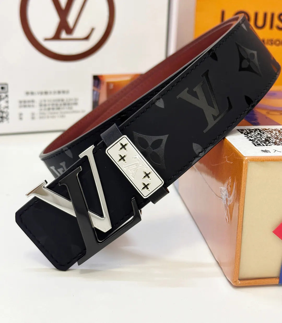 matte Louis Vuitton Monogram Eclipse Belt - Hình 3