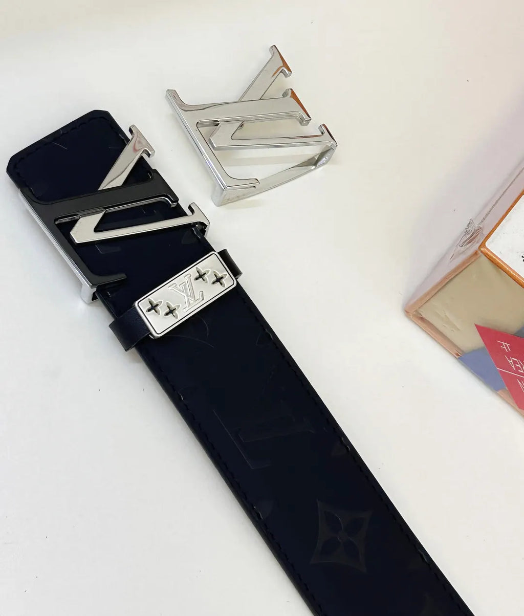 matte Louis Vuitton Monogram Eclipse Belt - Hình 5