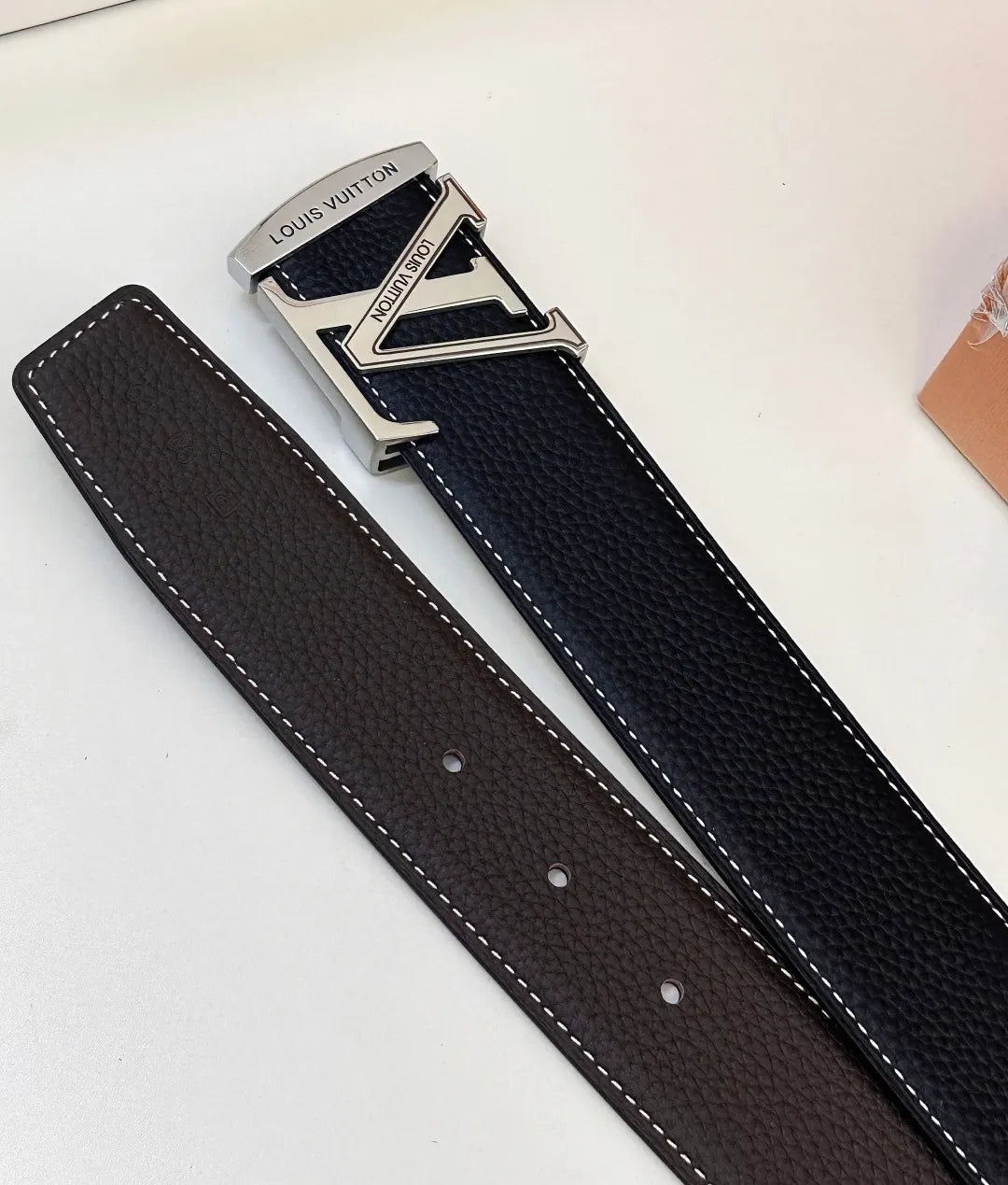Louis Vuitton Black Leather Stitch Belt - Hình 5