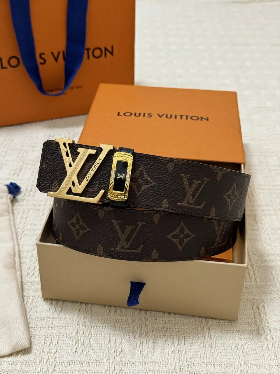 Louis Vuitton Gold LV Belt