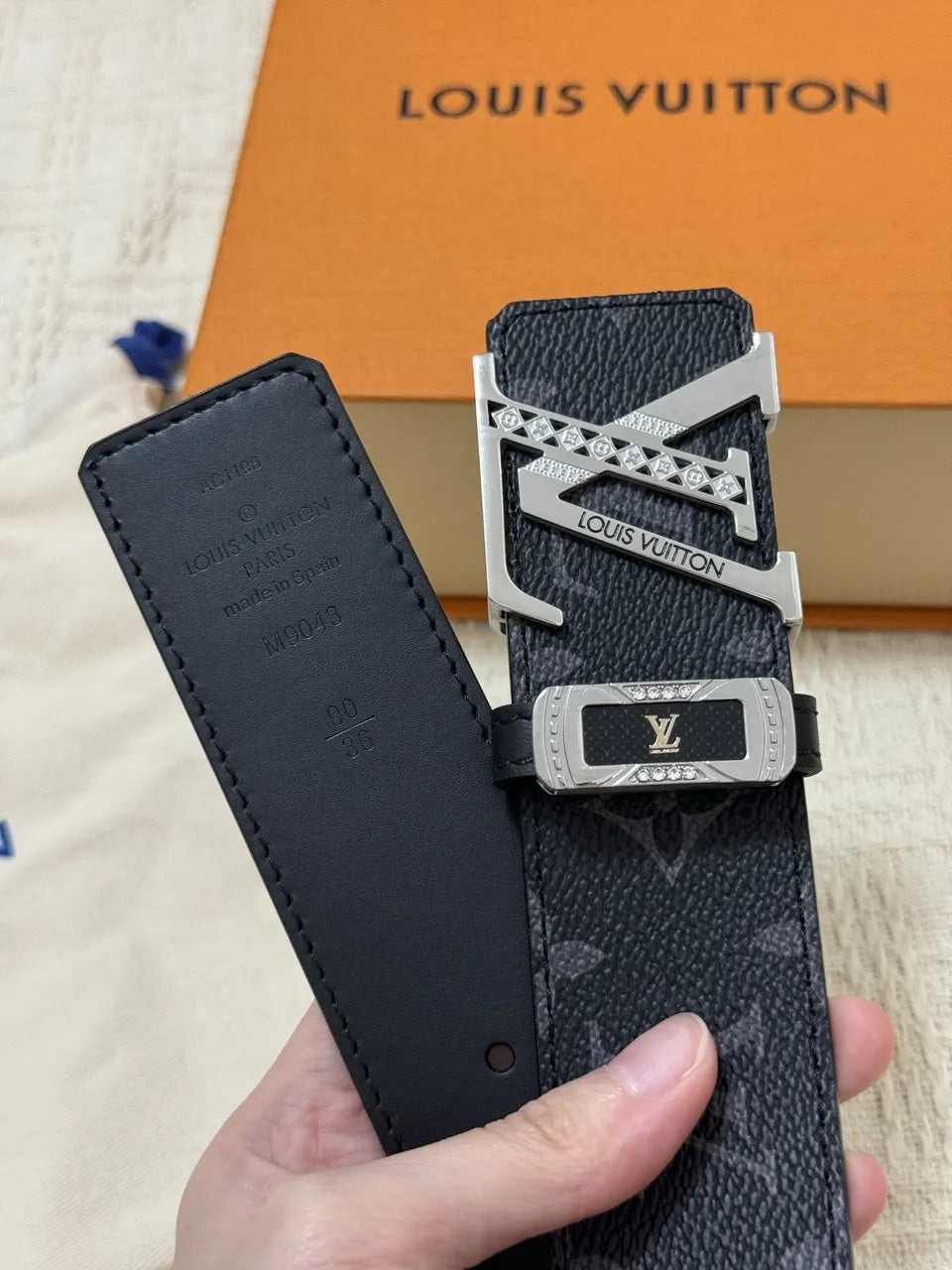 silver Louis Vuitton Monogram Shadow Belt - Hình 7