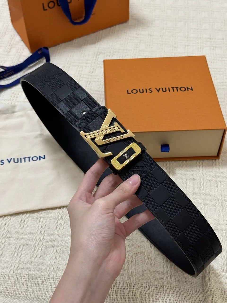 LV Damier Shadow Black Belt - Hình 5