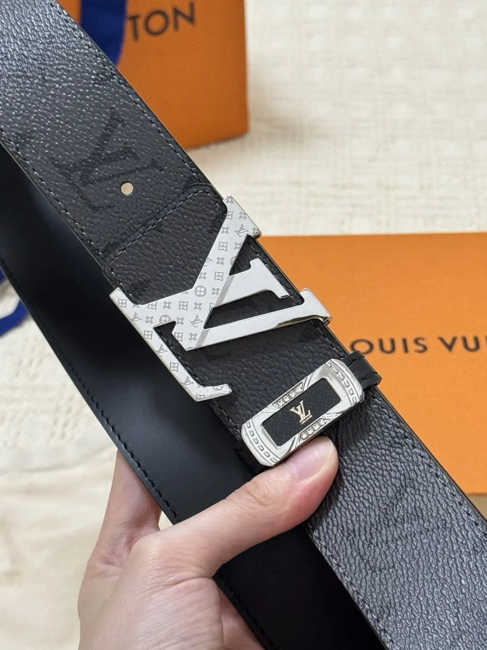 Louis Vuitton Black Monogram Shadow Belt - Hình 5