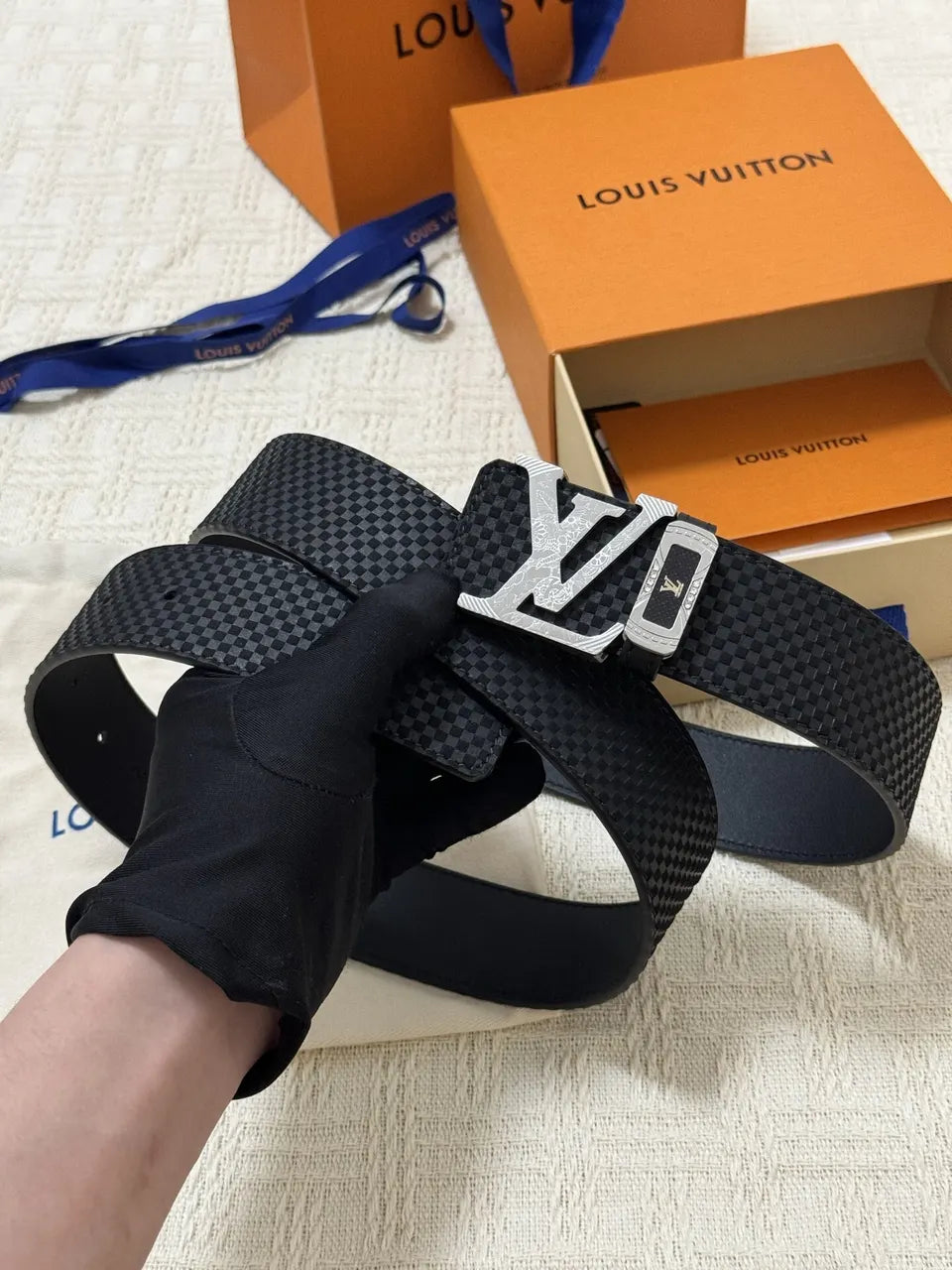 silver Louis Vuitton Black Damier Belt - Hình 3