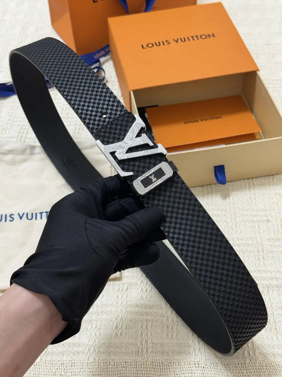 silver Louis Vuitton Black Damier Belt - Hình 5