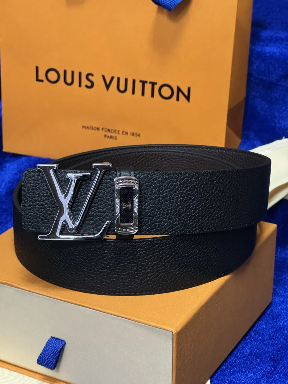 silver Louis Vuitton Black Taurillon Leather Belt
