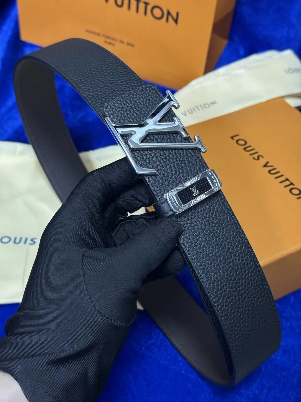 silver Louis Vuitton Black Taurillon Leather Belt - Hình 4
