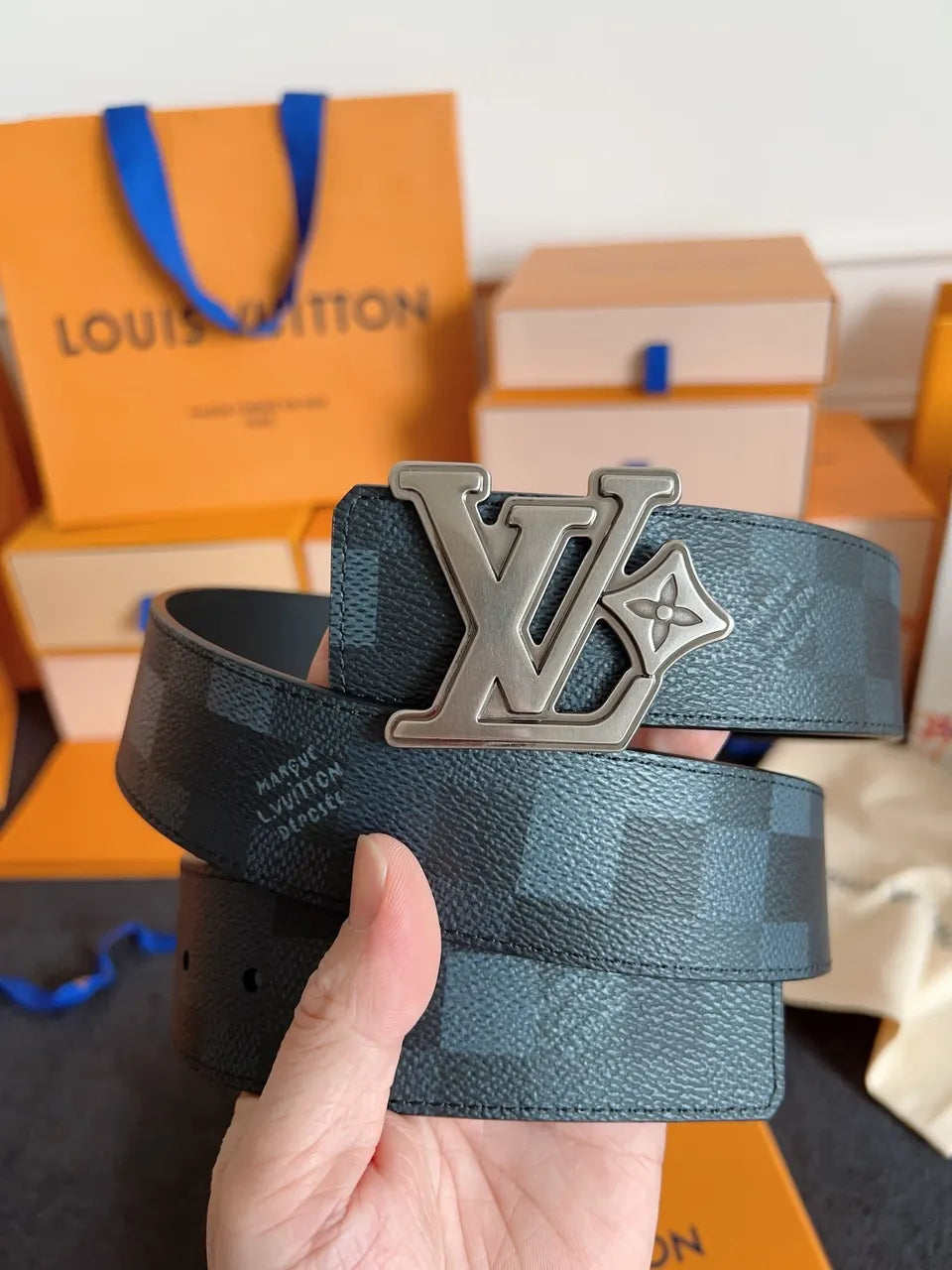 black Louis Vuitton Damier Infini Belt