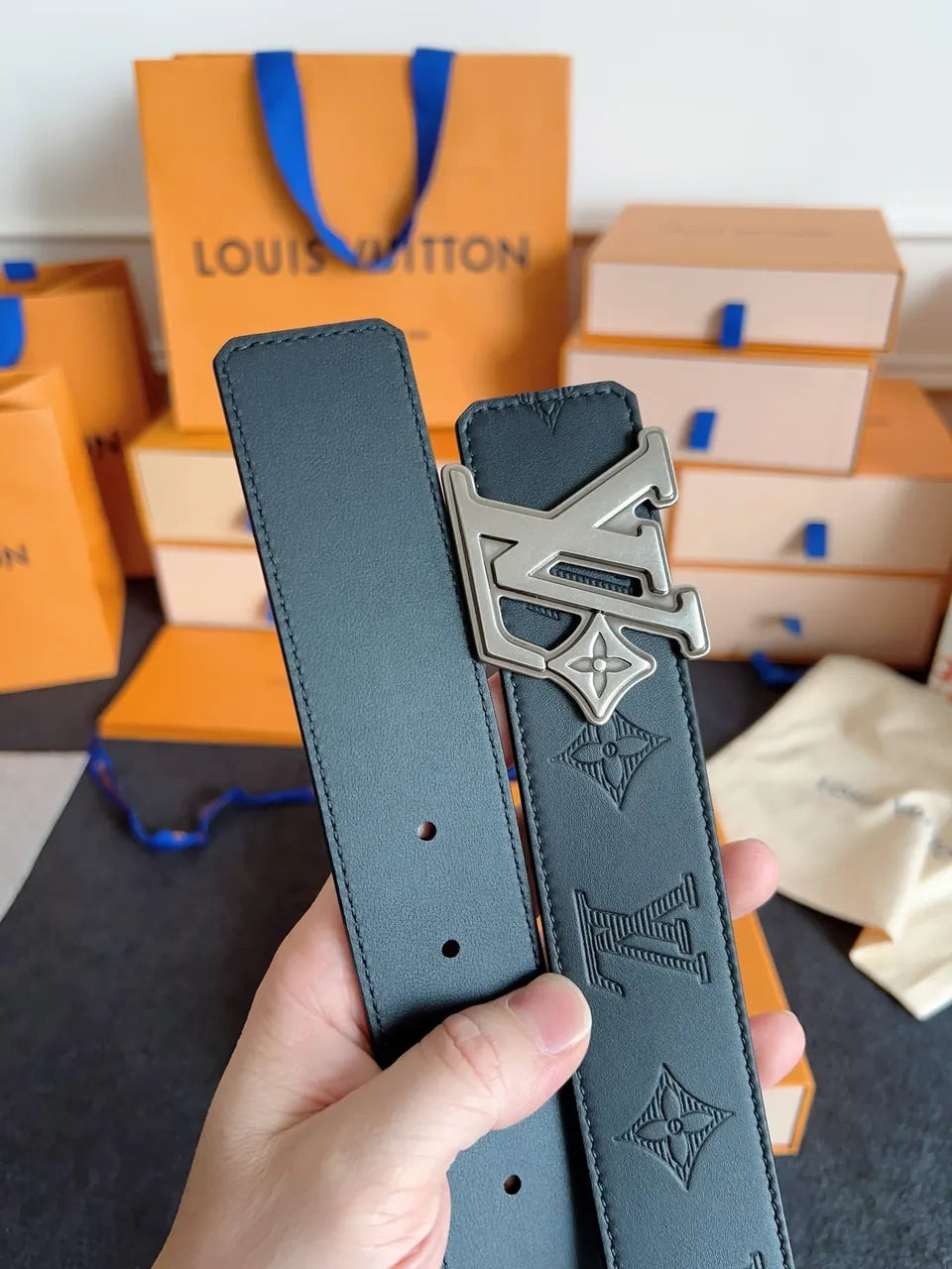Louis Vuitton Black Embossed Monogram Belt - Hình 3
