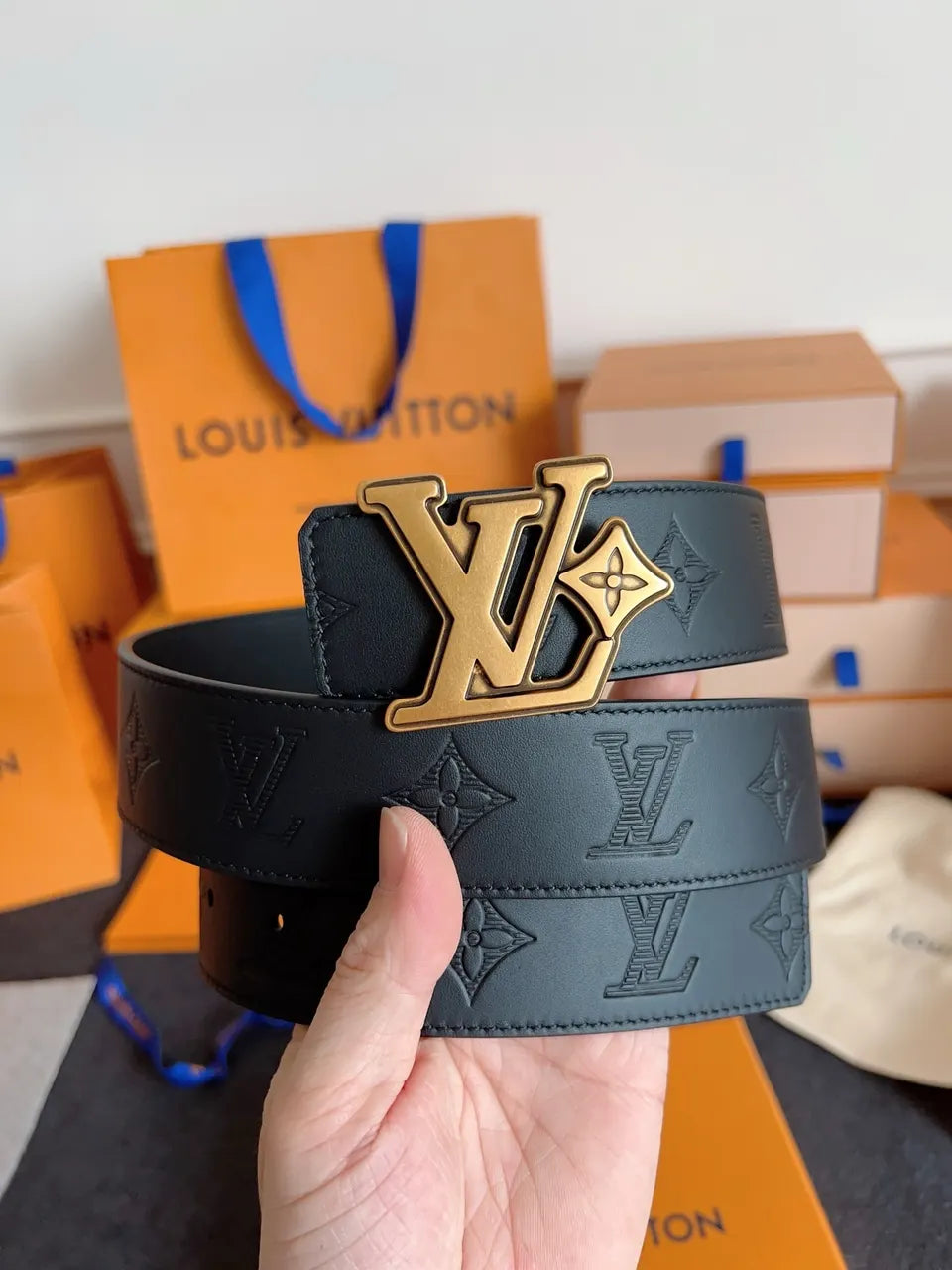 Louis Vuitton Black Embossed Monogram Belt - Hình 5