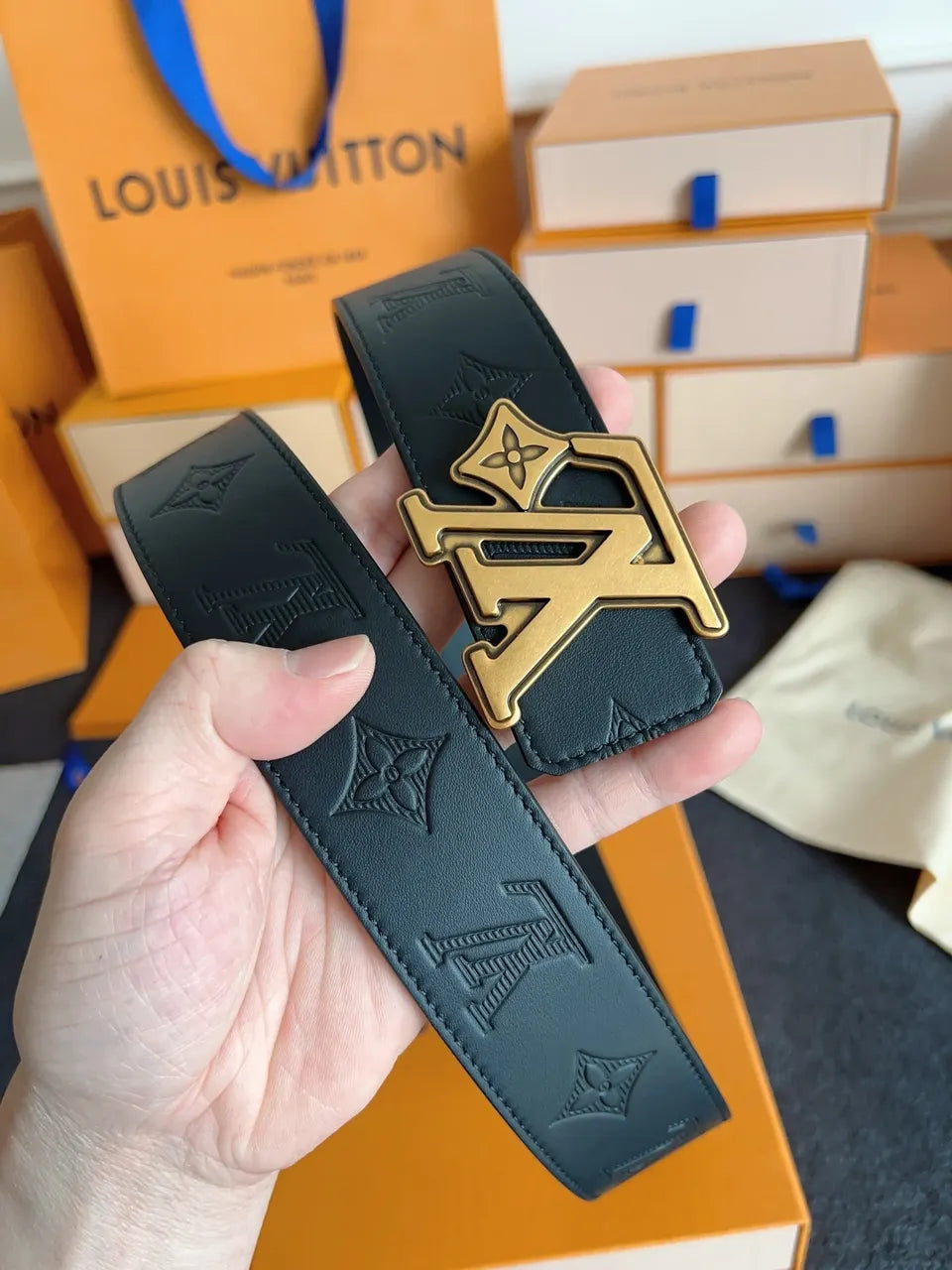 Louis Vuitton Black Embossed Monogram Belt - Hình 6