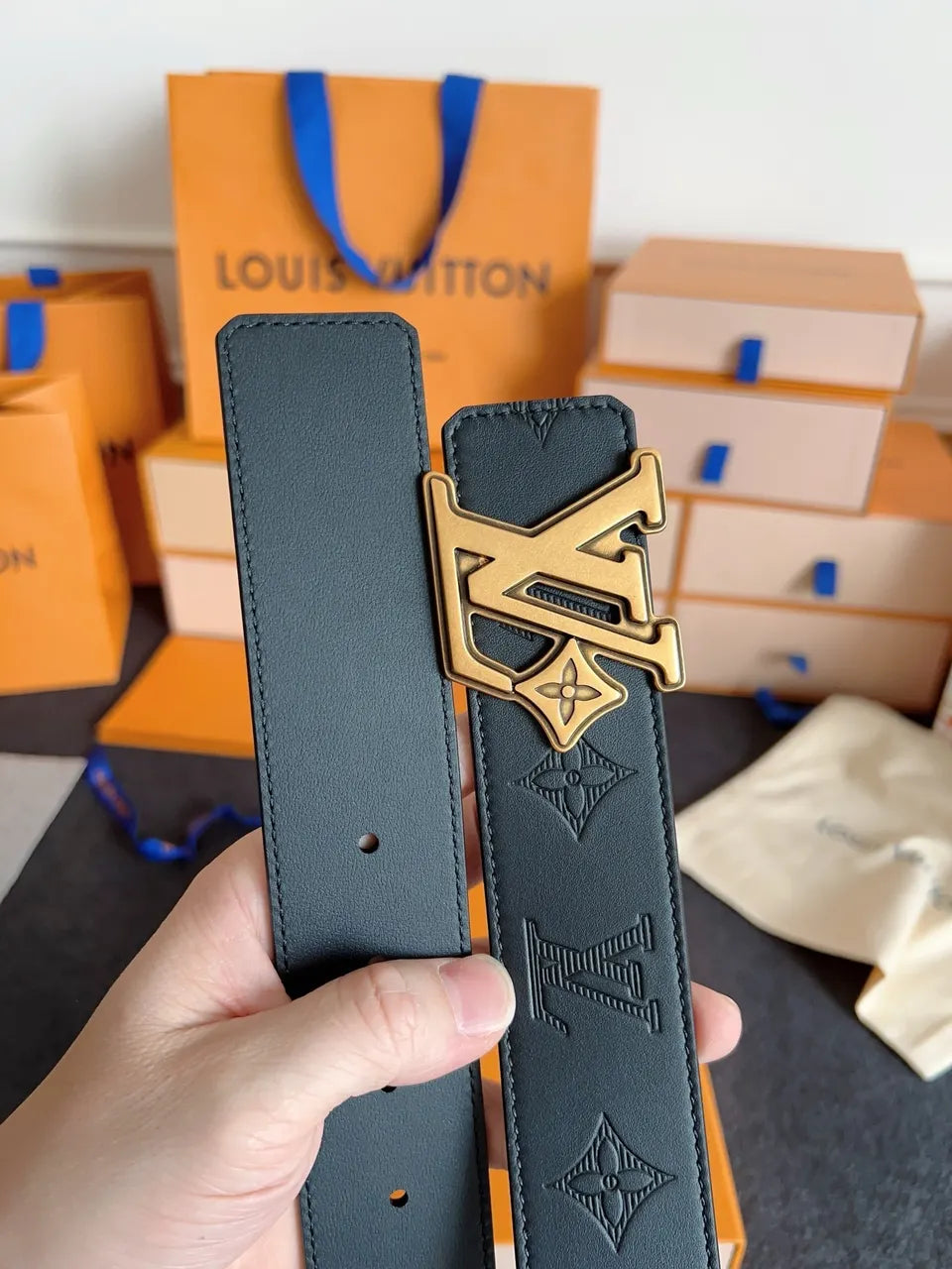 Louis Vuitton Black Embossed Monogram Belt - Hình 8