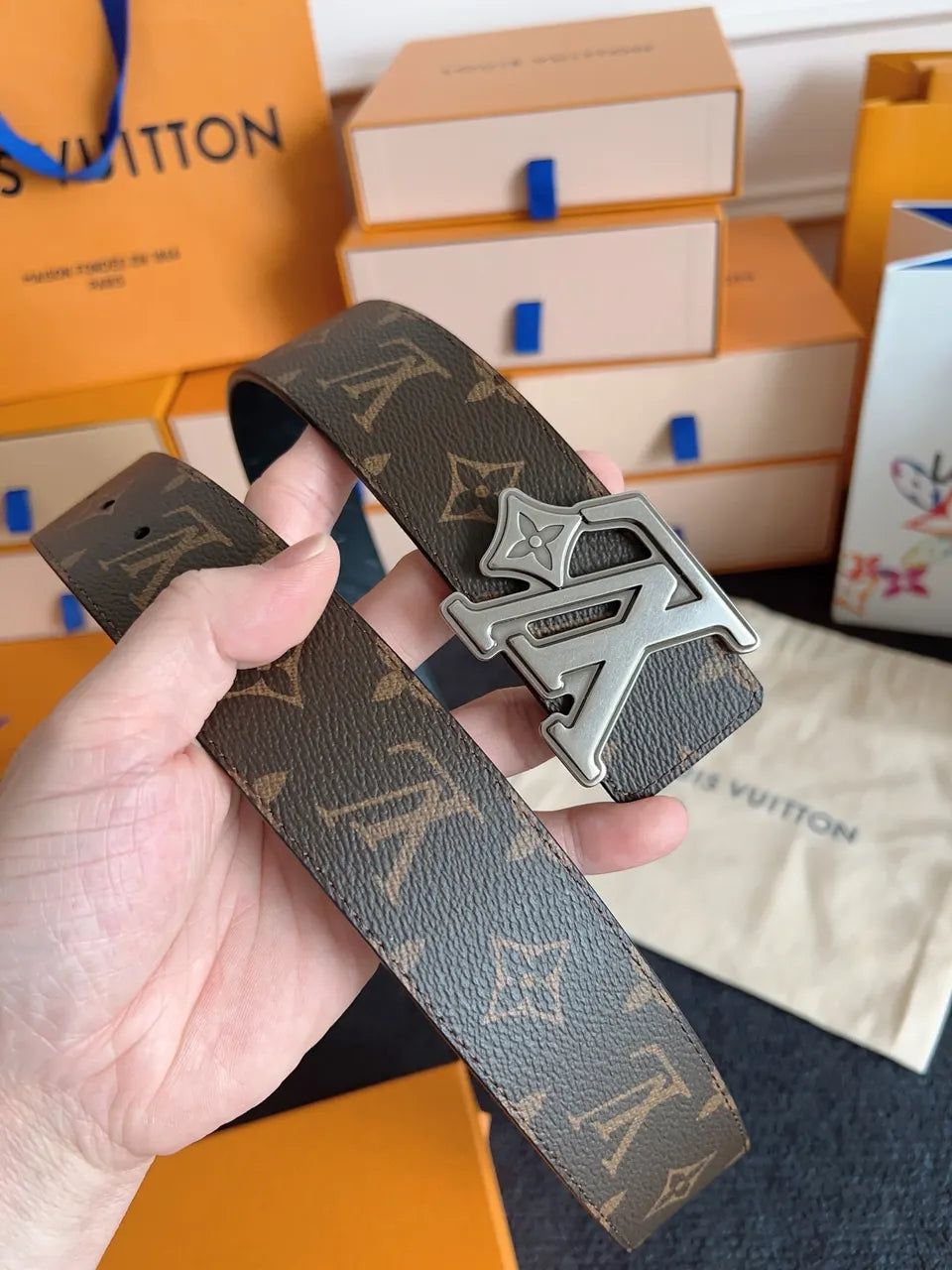 silver Louis Vuitton Monogram Brown Belt - Hình 2
