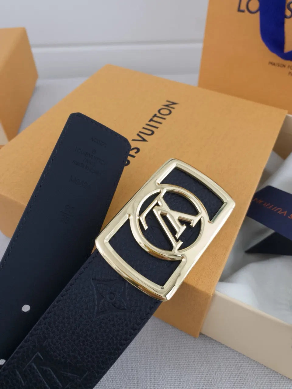Louis Vuitton Black Leather Gold - Hình 2