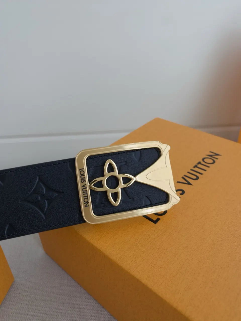 Louis Vuitton Navy Blue Leather Belt