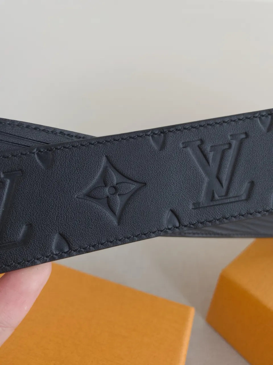 Louis Vuitton Navy Blue Leather Belt - Hình 3