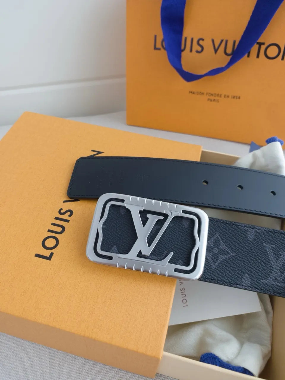 black silver Louis Vuitton Monogram Eclipse Belt