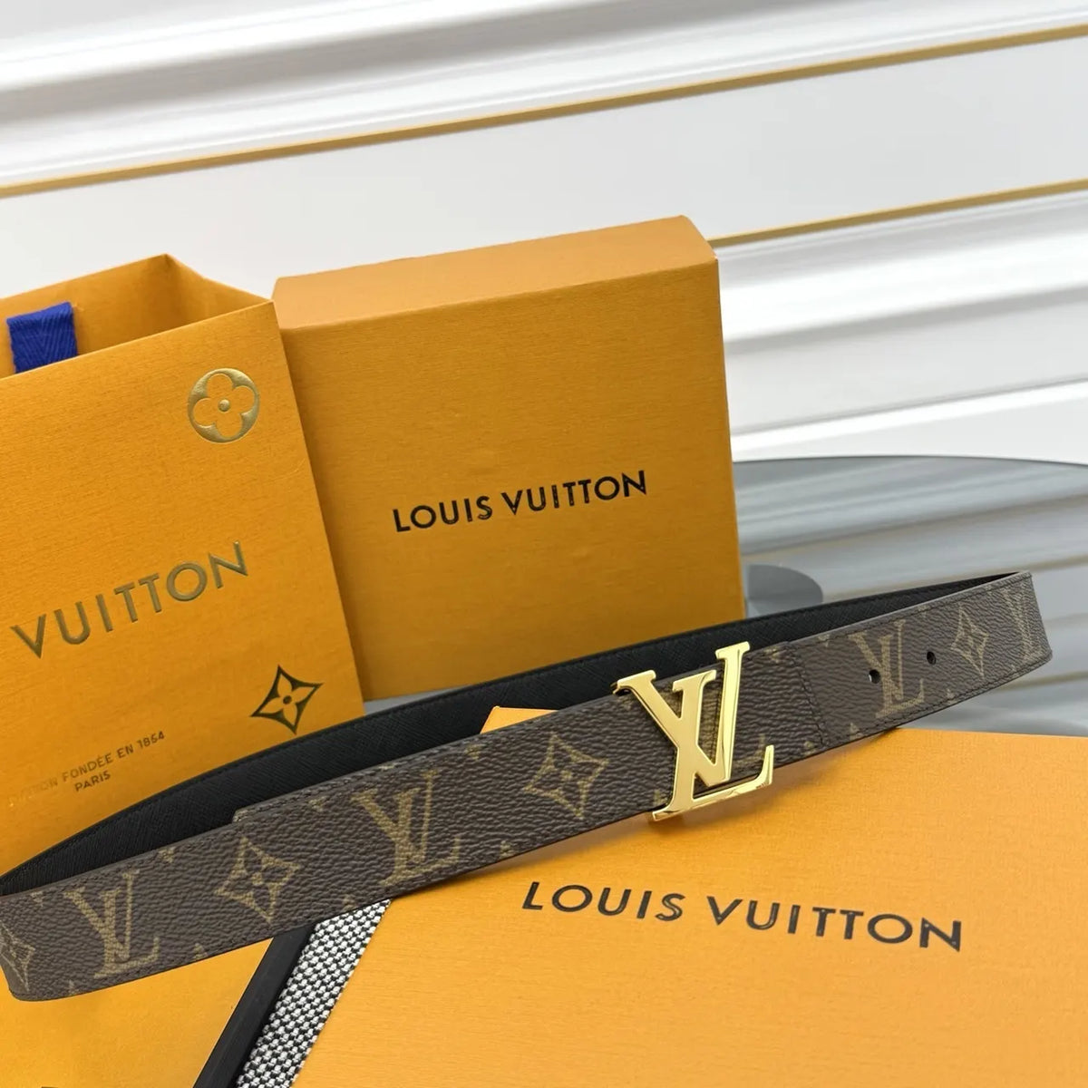 gold buckle Louis Vuitton Monogram Brown Belt - Hình 4