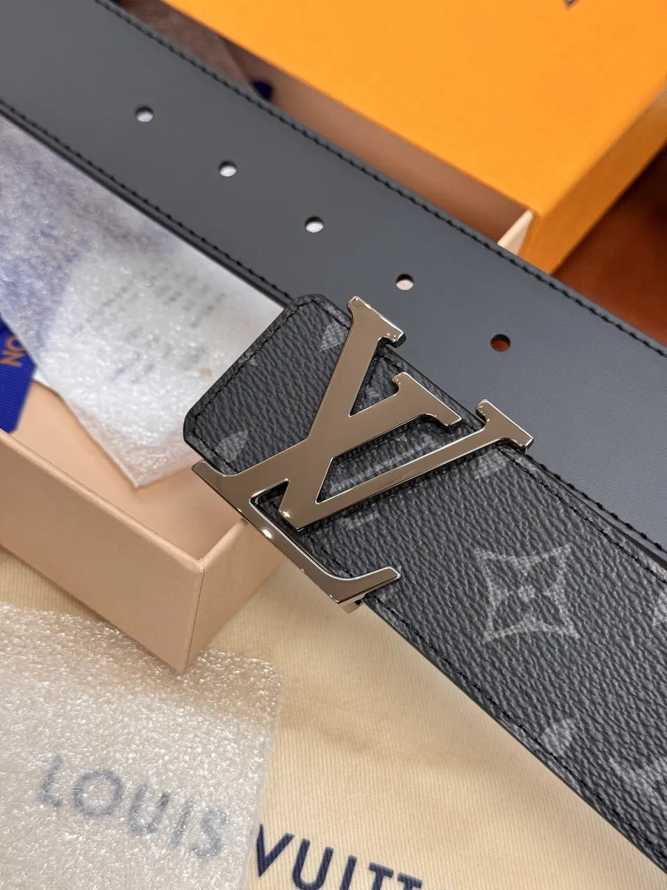 Louis Vuitton Black Monogram LV Initiales Belt - Hình 7