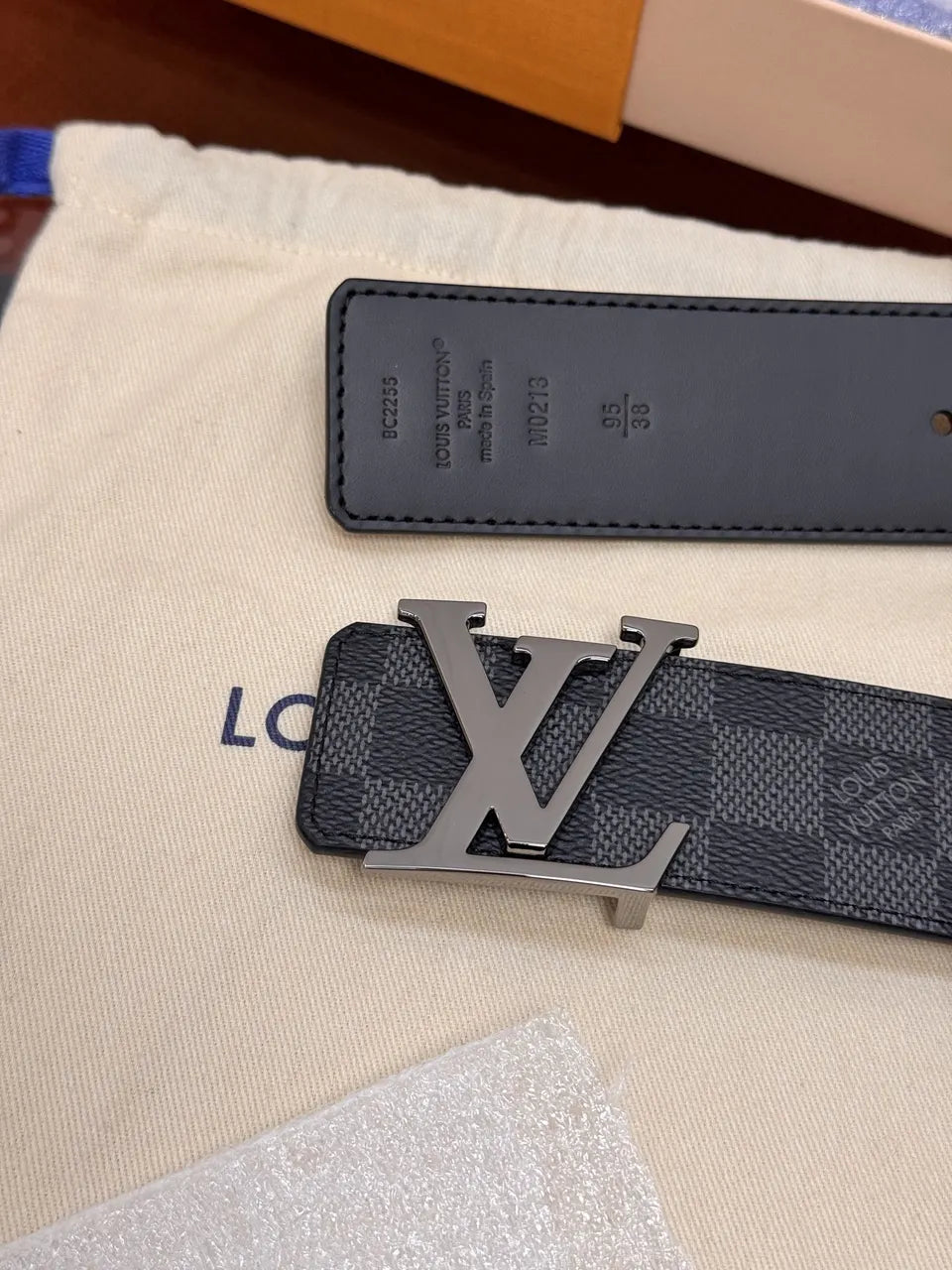 Louis Vuitton Damier Graphite LV Buckle Belt - Hình 2