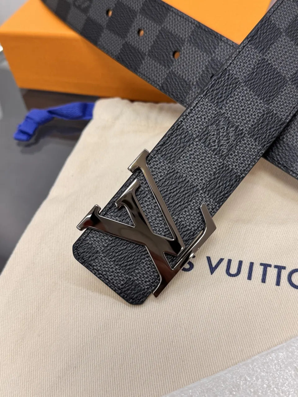 Louis Vuitton Damier Graphite LV Buckle Belt - Hình 6
