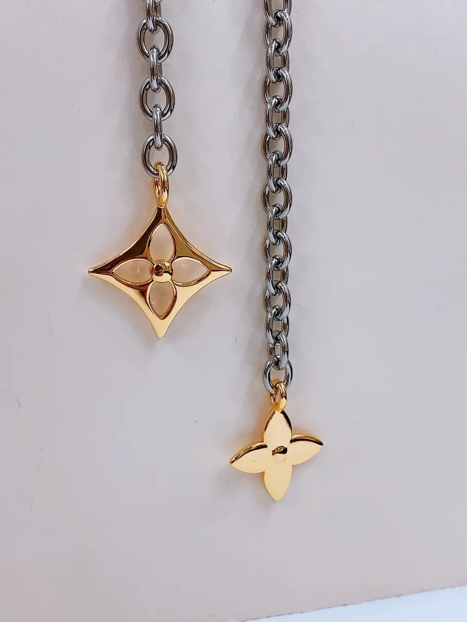 Louis Vuitton Silver Chain Belt - Hình 5