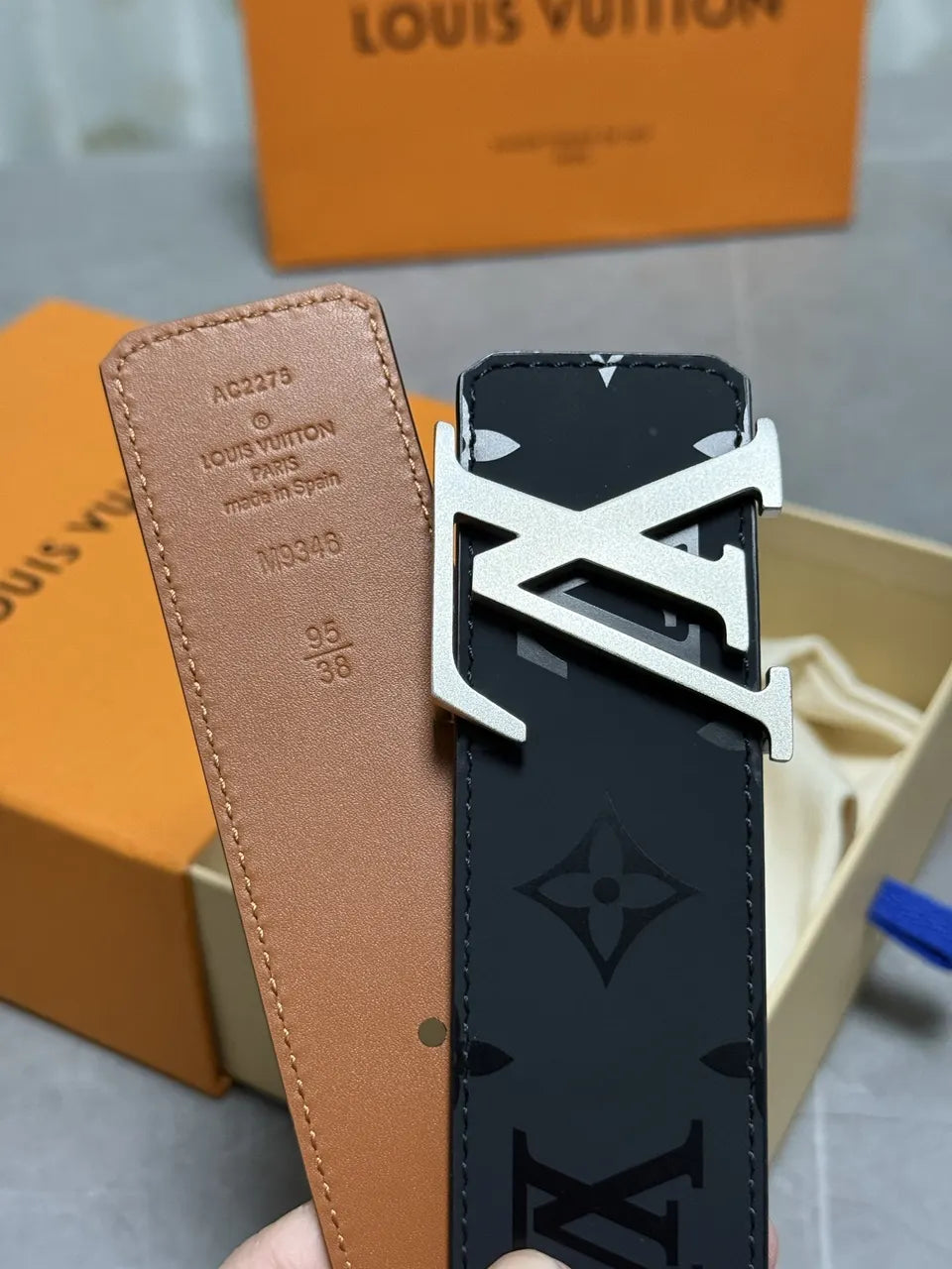 Louis Vuitton Shadow Belt Silver - Hình 6