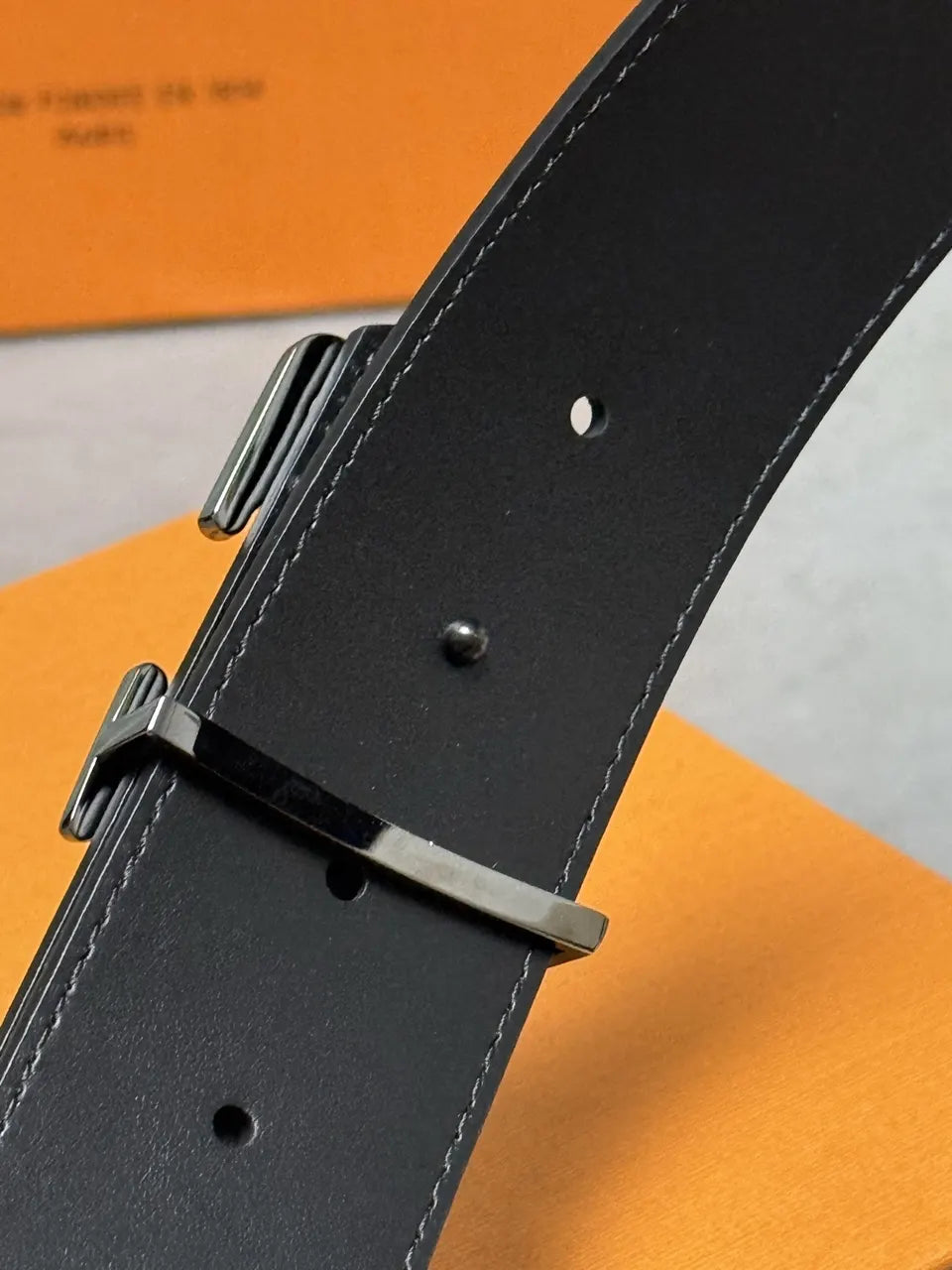 black silver Louis Vuitton Embossed Leather Belt - Hình 5