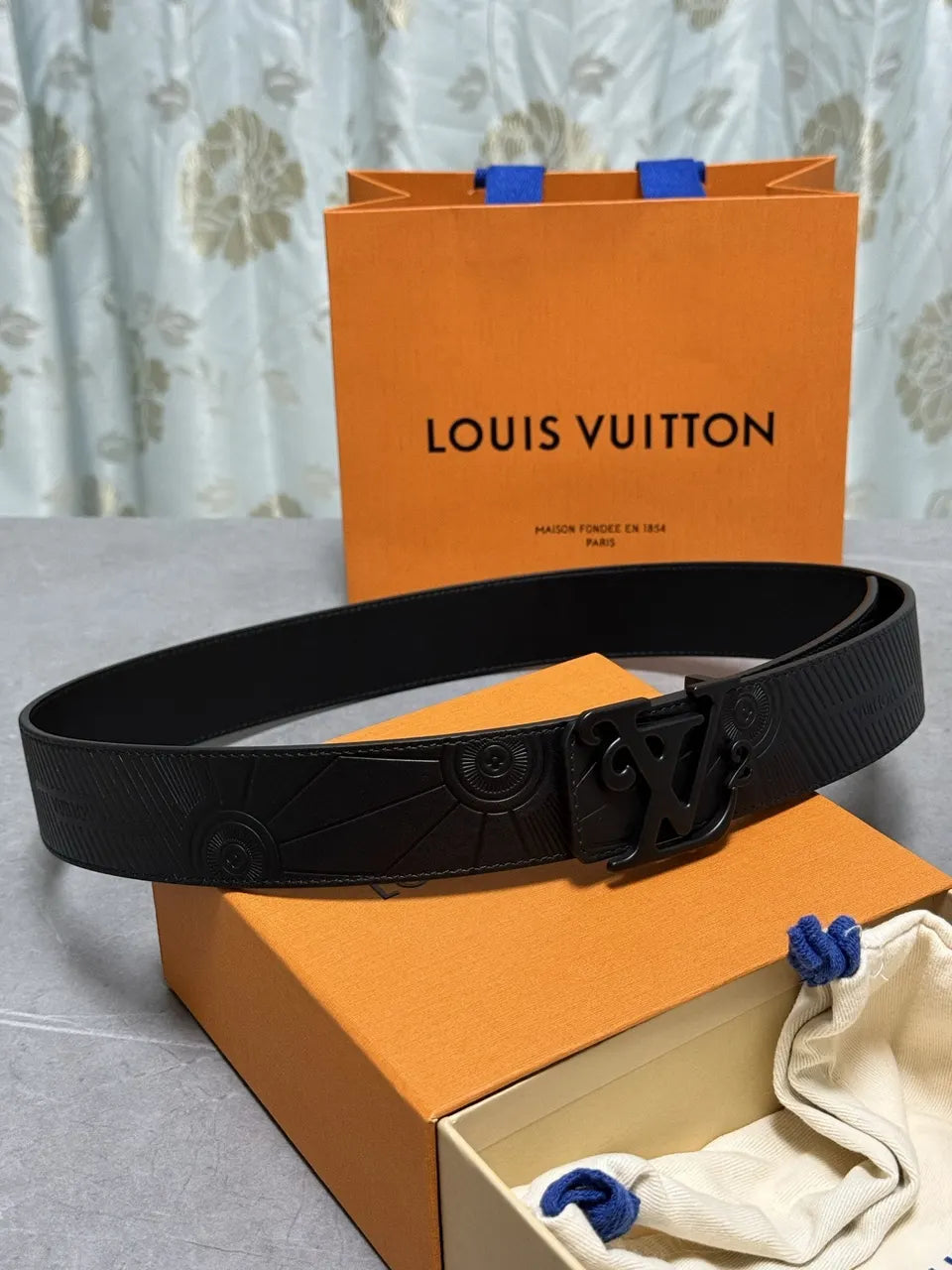 matte Louis Vuitton Black Embossed Belt - Hình 8