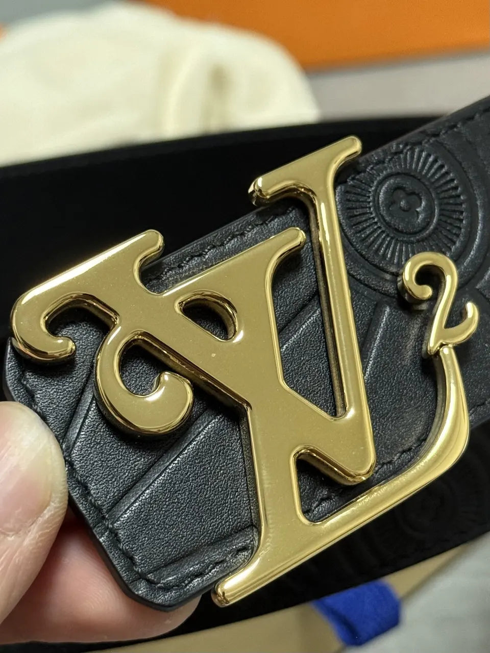 Louis Vuitton Black Embossed Leather Belt gold buckle - Hình 3