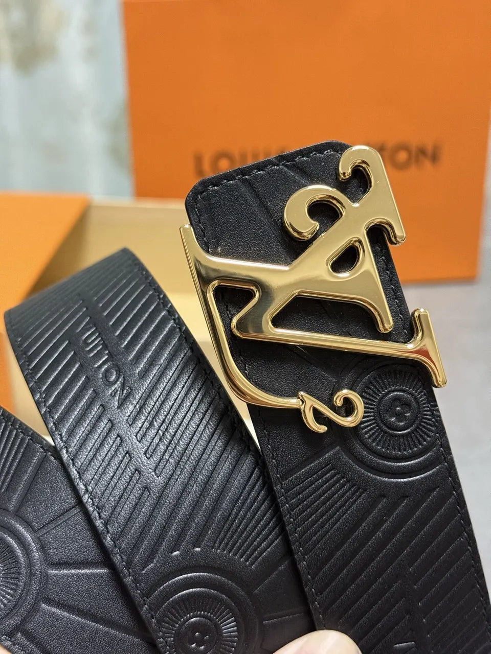 Louis Vuitton Black Embossed Leather Belt gold buckle - Hình 6