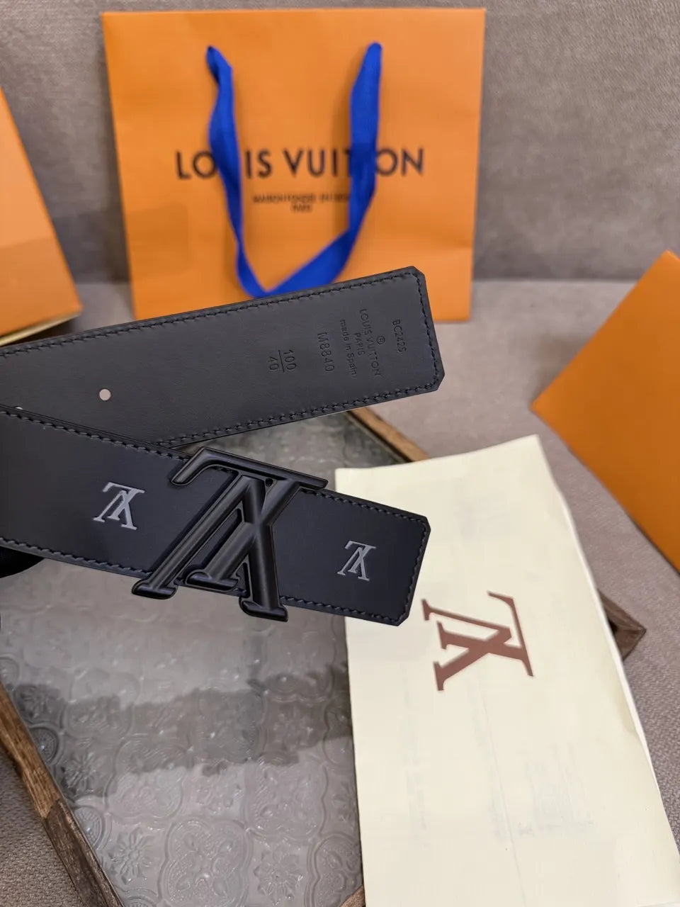 LV Black Leather Belt Matte - Hình 4