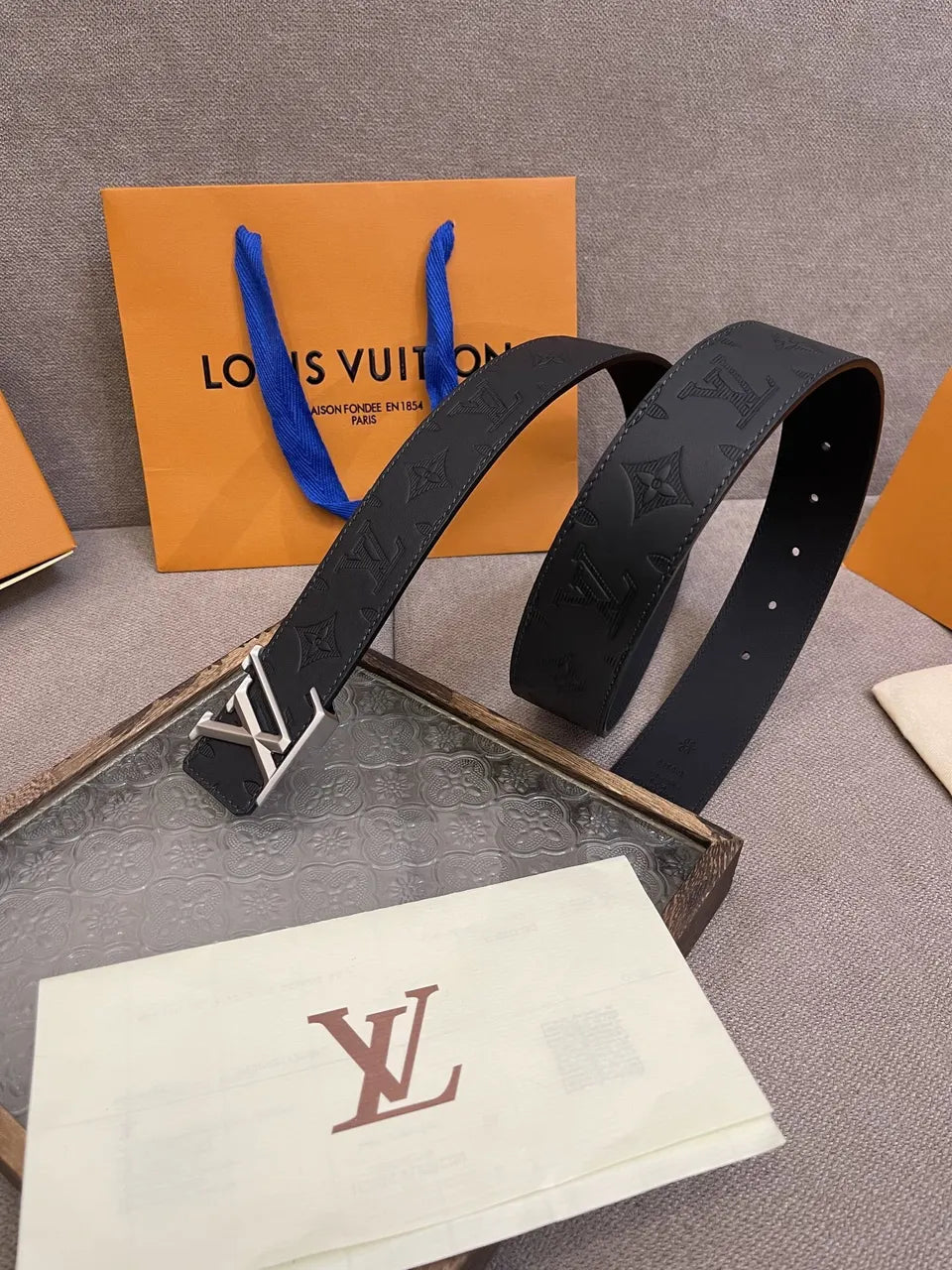 Louis Vuitton Embossed Black Monogram Belt - Hình 2