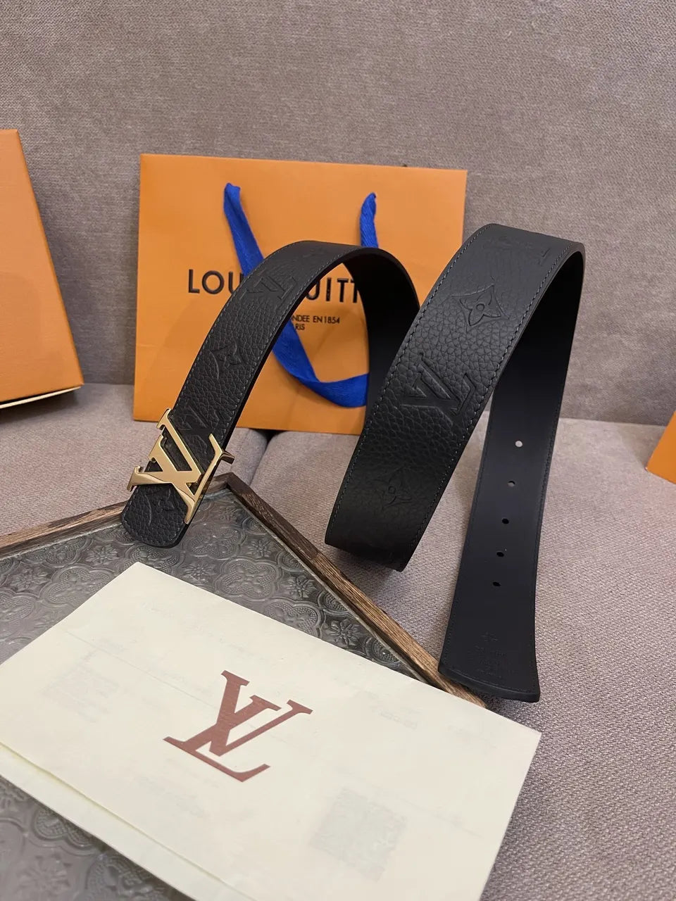 gold buckle Louis Vuitton Black Embossed Leather Belt - Hình 2