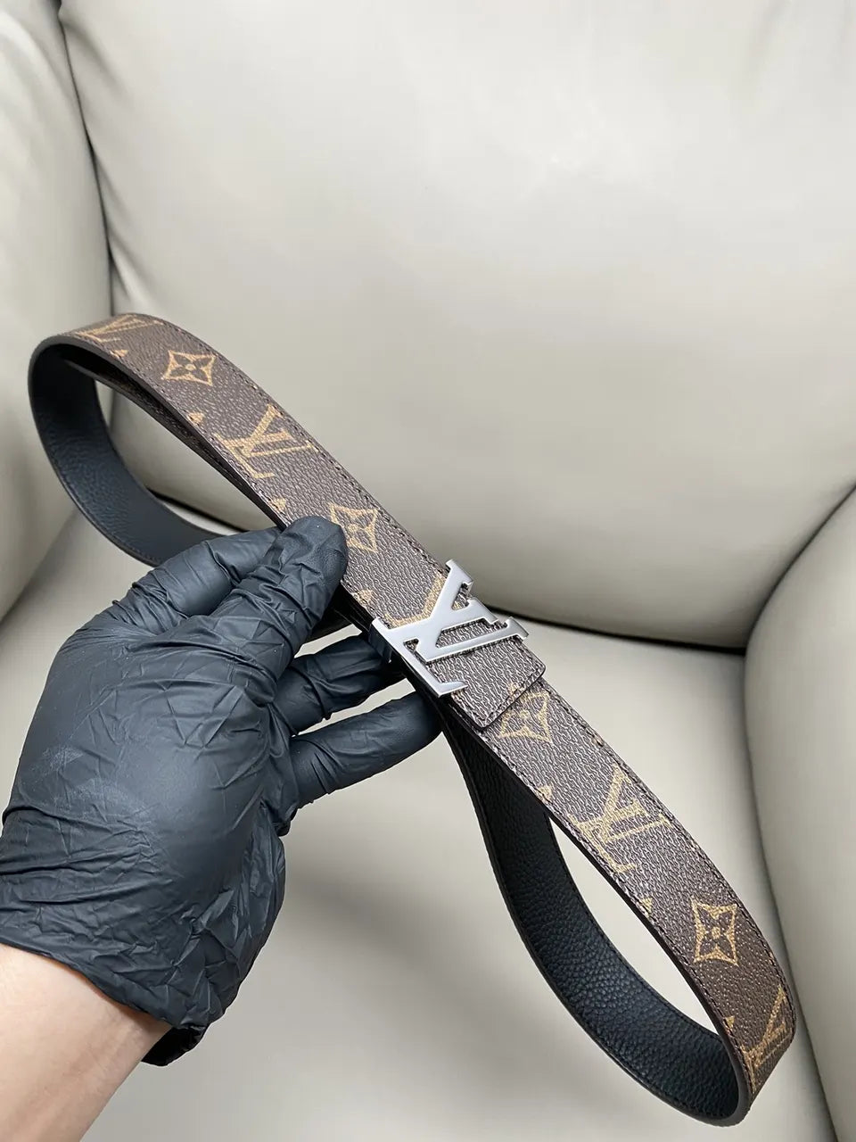 monogram Louis Vuitton Eclipse Belt Silver - Hình 5