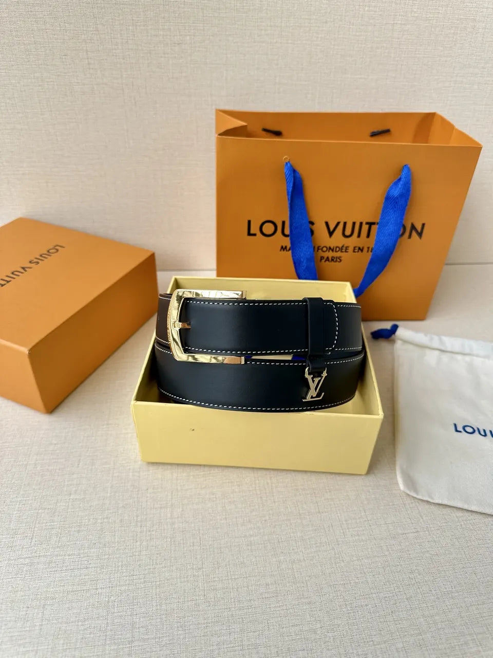Louis Vuitton Gold Buckle Belt black - Hình 5