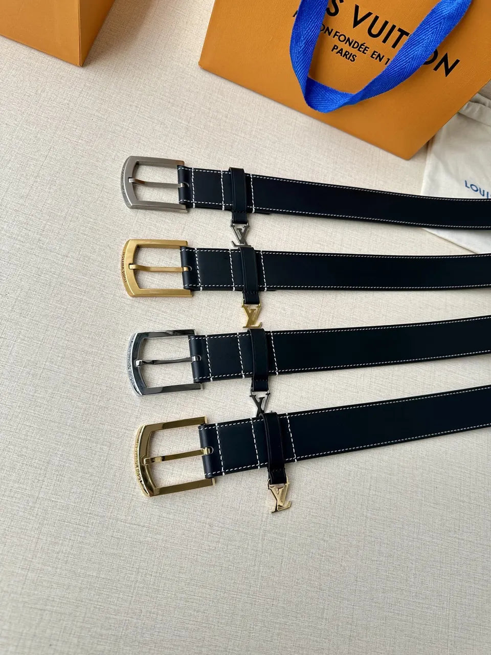 Louis Vuitton Gold Buckle Belt black - Hình 6