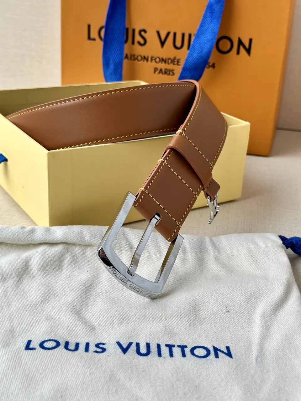 silver Louis Vuitton Tan Leather Belt - Hình 5