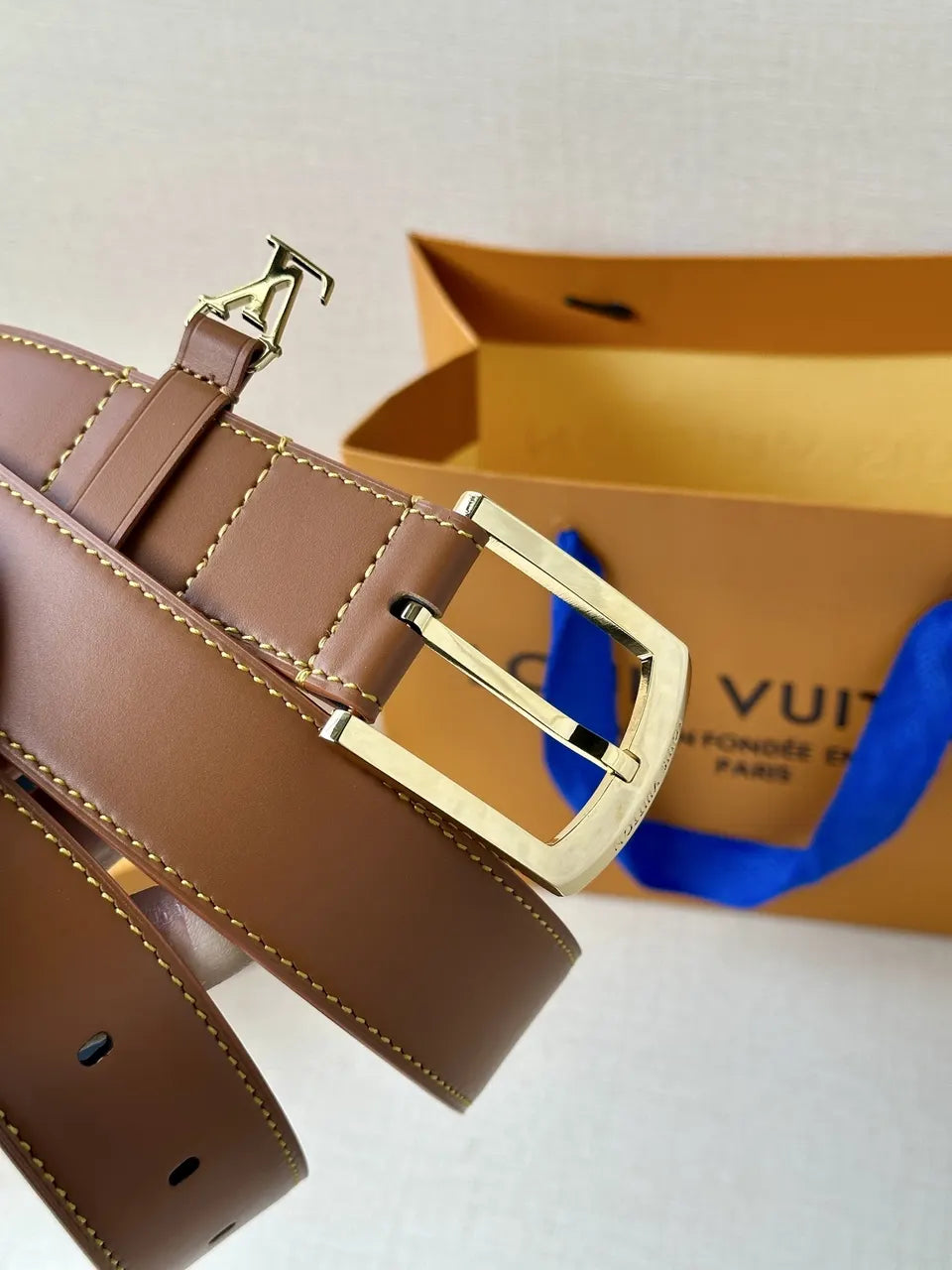 gold Louis Vuitton Caramel Leather Belt - Hình 5