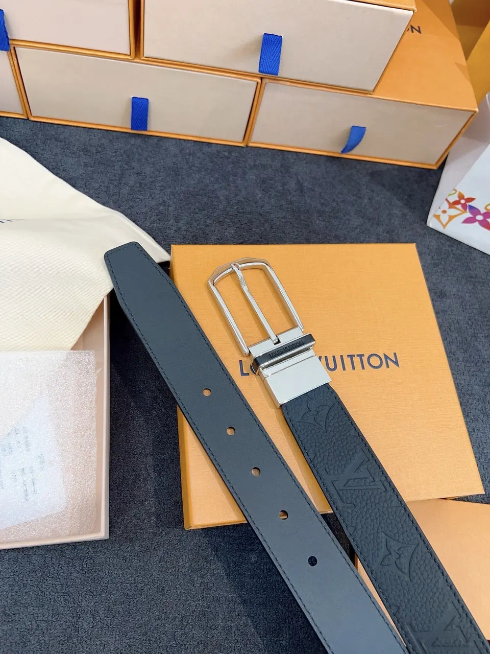 silver Louis Vuitton Embossed Black Leather Belt - Hình 2