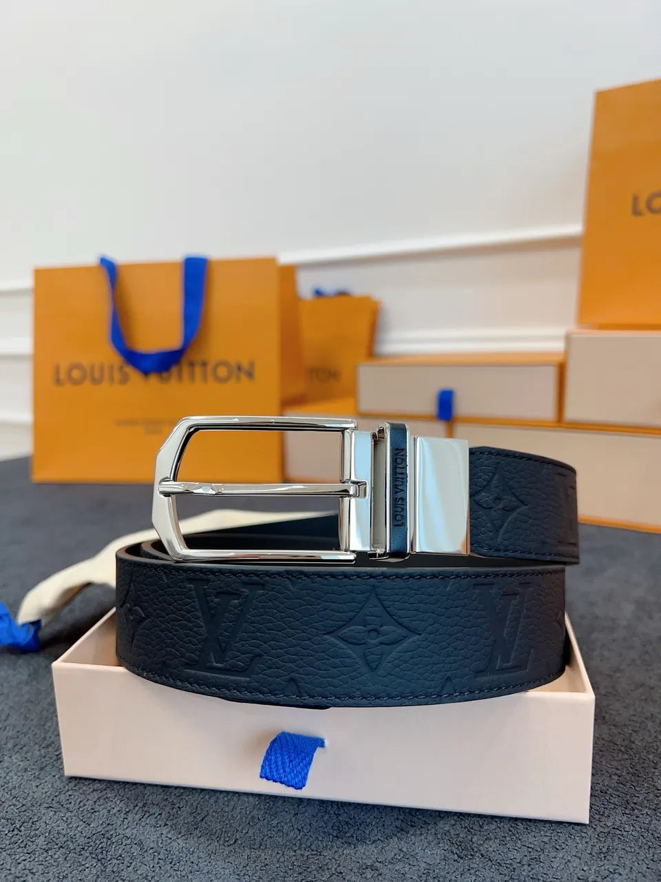 silver Louis Vuitton Embossed Black Leather Belt - Hình 3