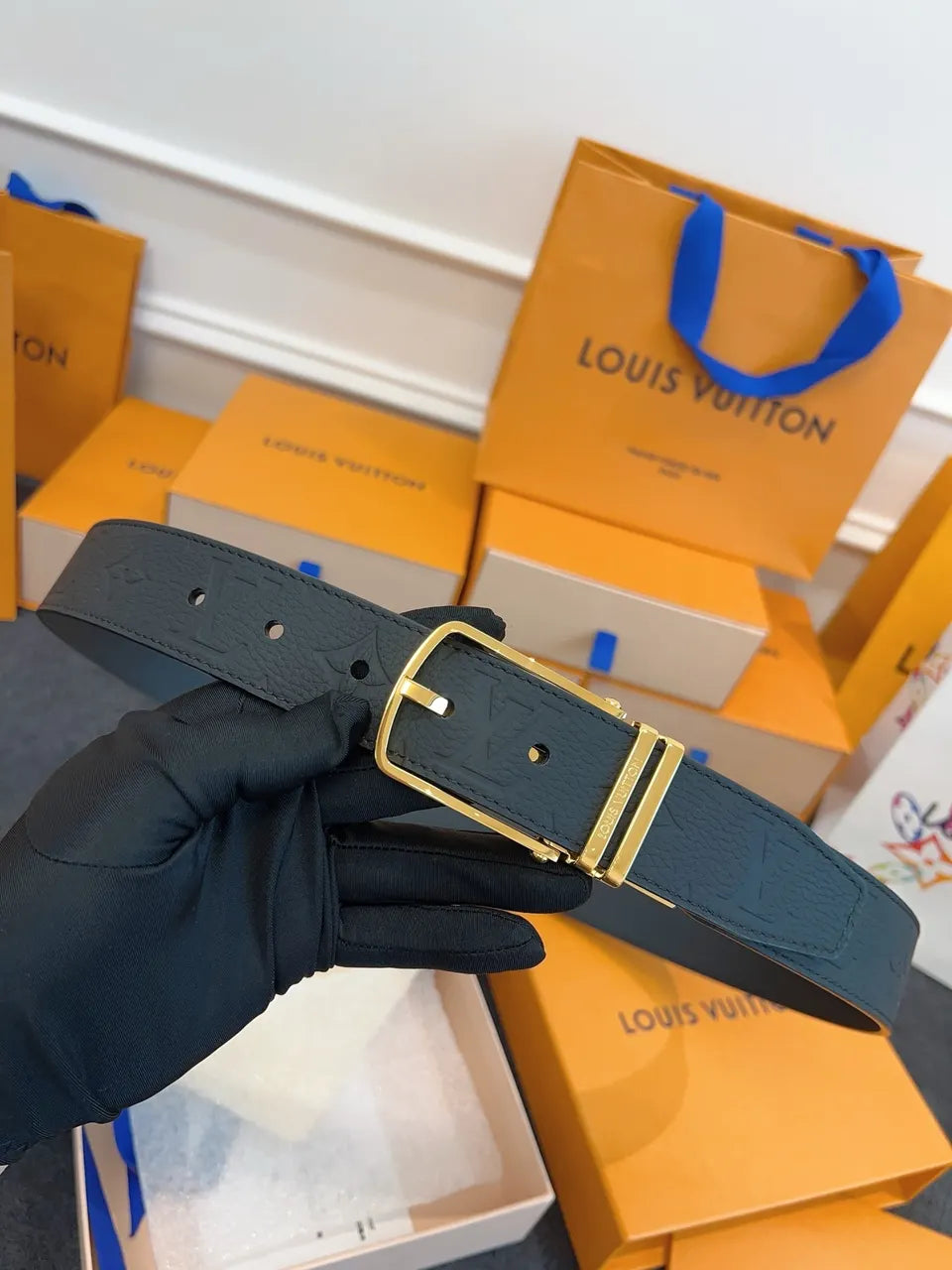 Louis Vuitton Embossed Navy Leather Belt - Hình 7