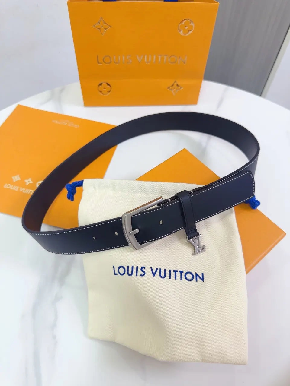 silver Louis Vuitton Navy Leather Belt - Hình 4