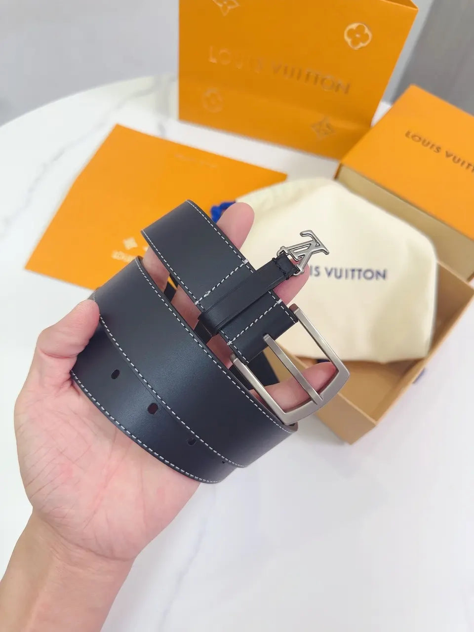 silver Louis Vuitton Navy Leather Belt - Hình 5