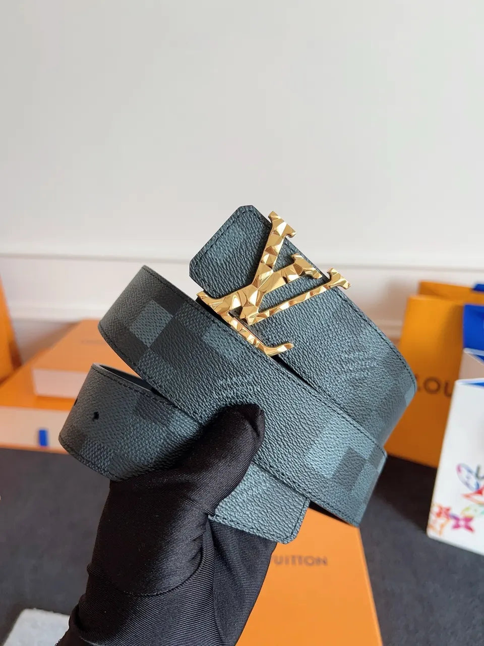 silver LV Damier Graphite Belt - Hình 7