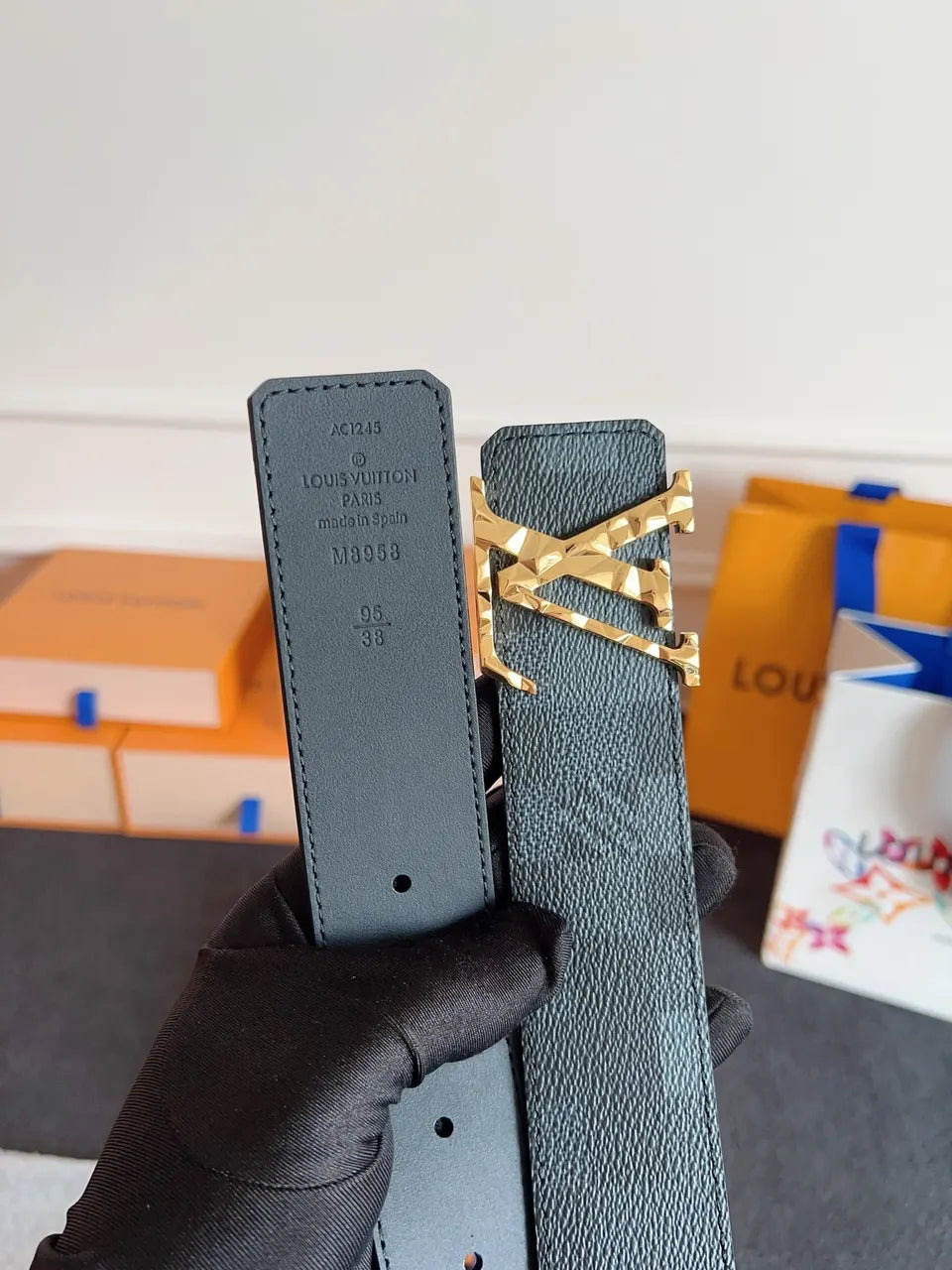 silver LV Damier Graphite Belt - Hình 8