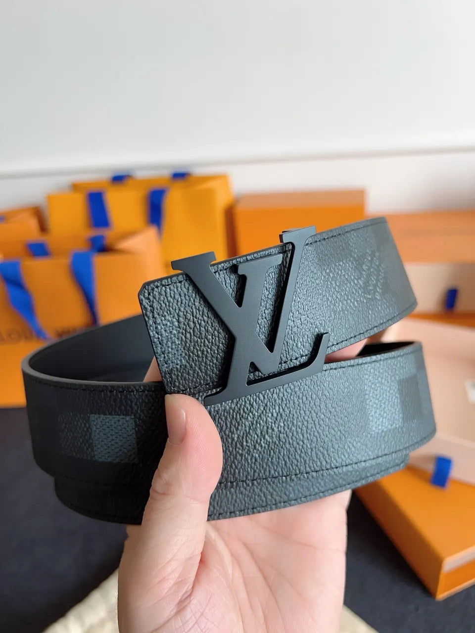 Louis Vuitton Matte Black Belt - Hình 7