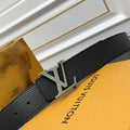 Louis Vuitton V Buckle Belt